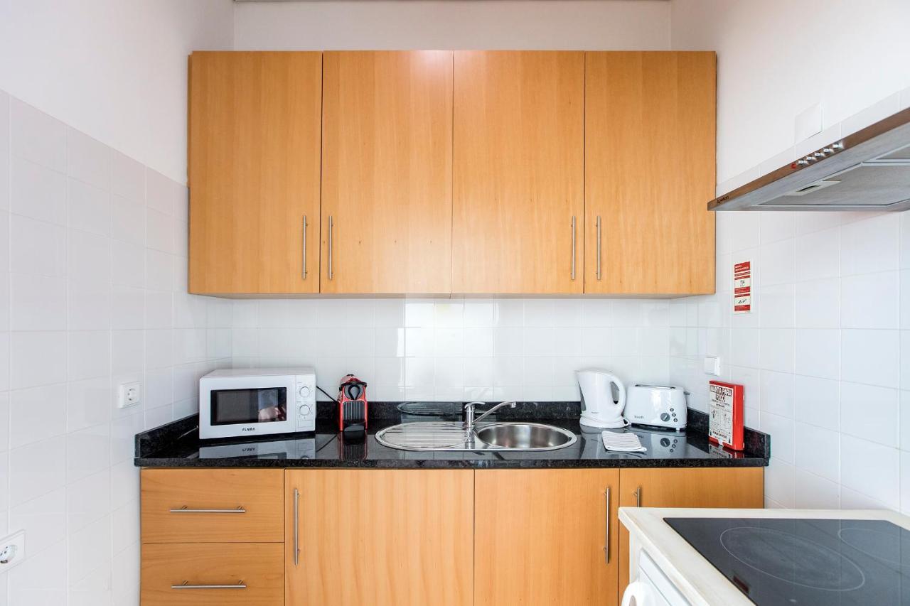 Bonjardim W/ Balcony By Lovelystay Apartament *